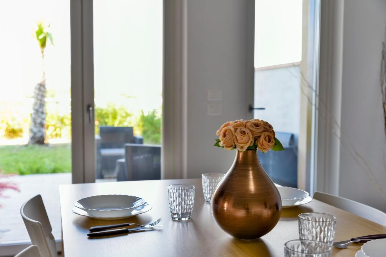 Hyele Accommodation Experience Casal Velino Bagian luar foto