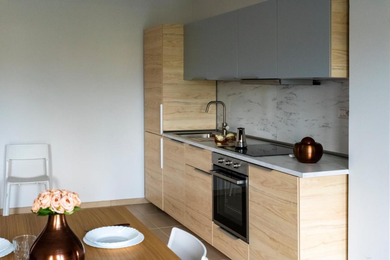 Hyele Accommodation Experience Casal Velino Bagian luar foto