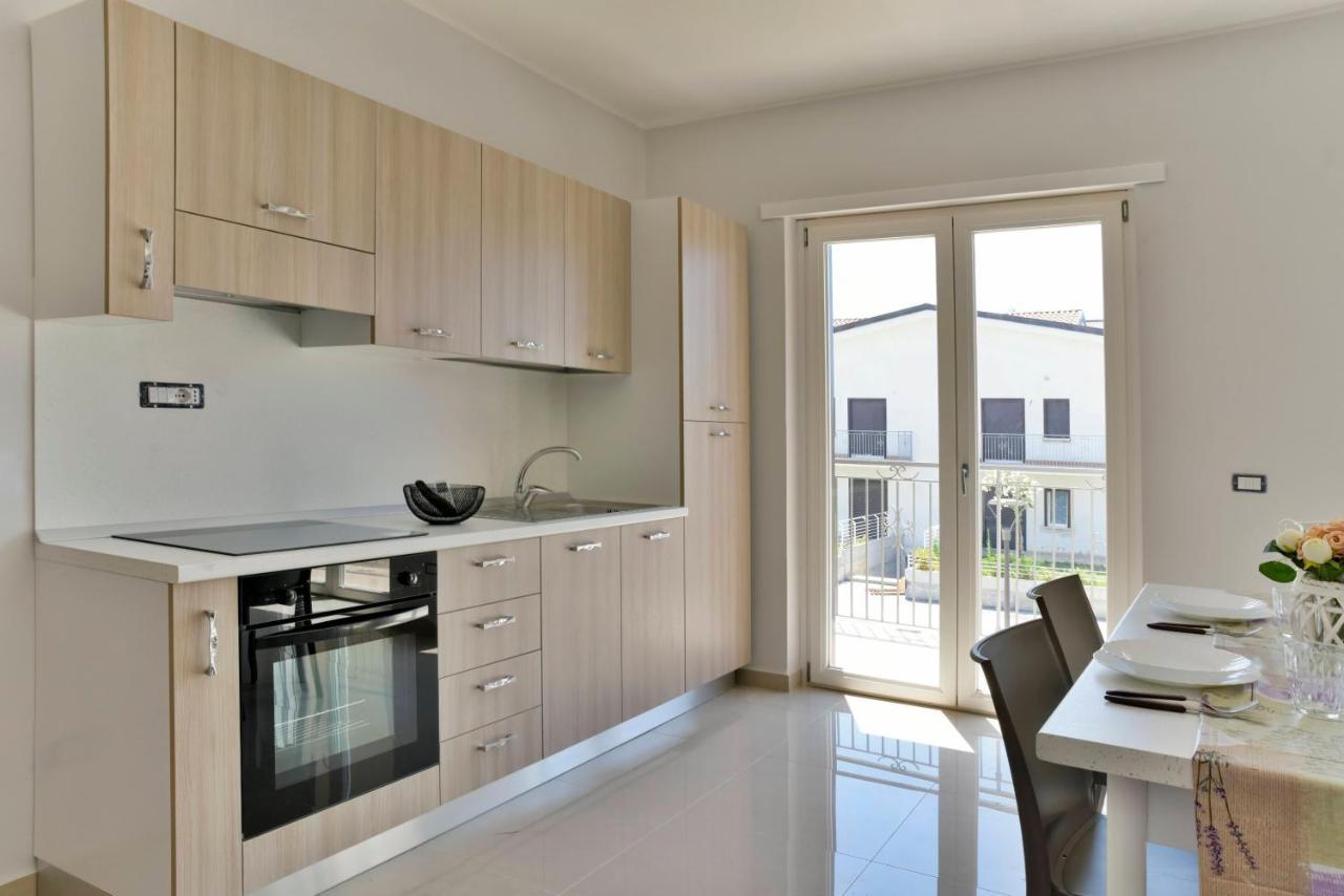 Hyele Accommodation Experience Casal Velino Bagian luar foto