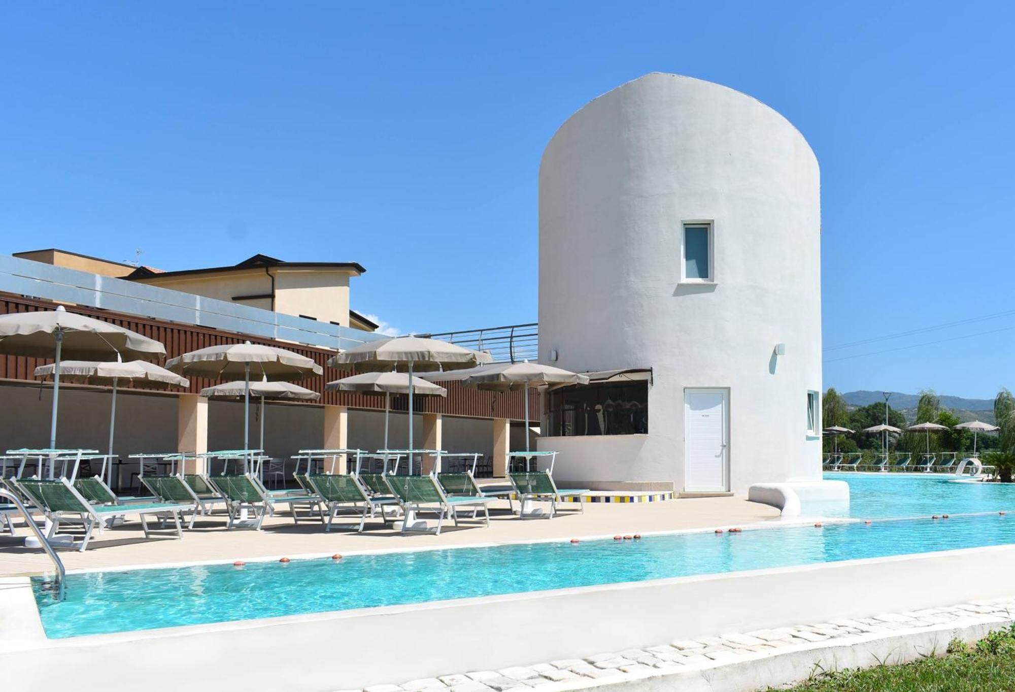 Hyele Accommodation Experience Casal Velino Bagian luar foto