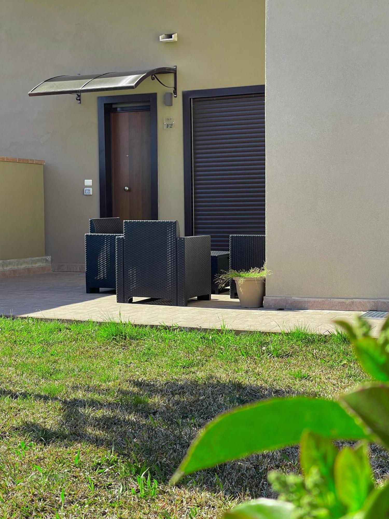Hyele Accommodation Experience Casal Velino Bagian luar foto