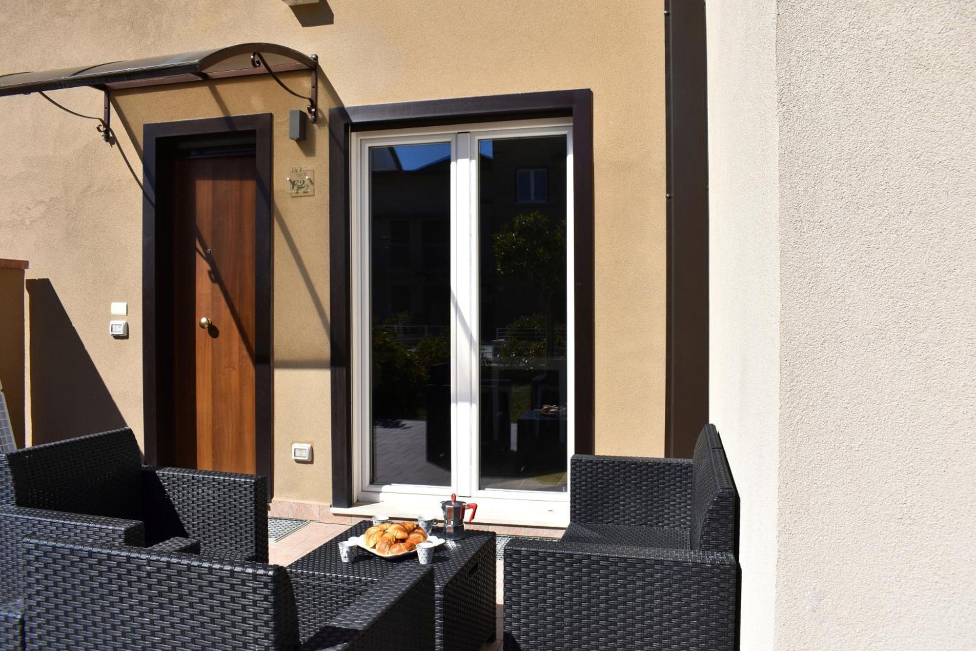 Hyele Accommodation Experience Casal Velino Bagian luar foto